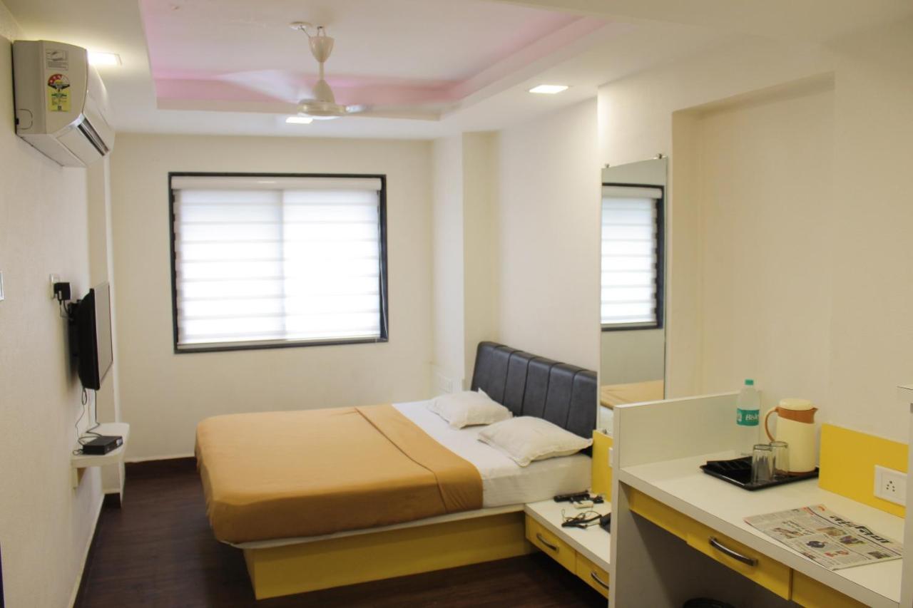 Hotel Maa Sharda Indore Exterior photo